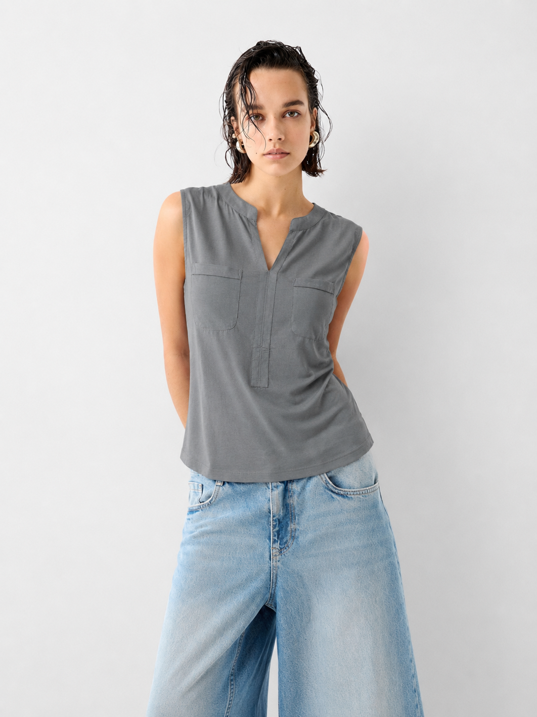 Grey Split Neck Dual Pocket Sleeveless Top