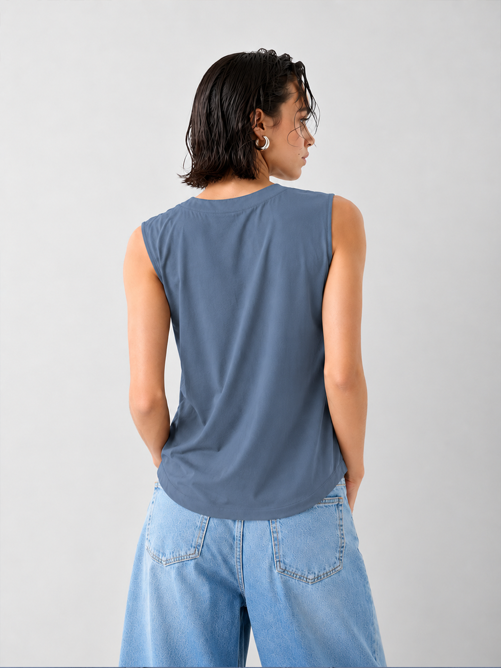 Brume * Split Neck Dual Pocket Sleeveless Top